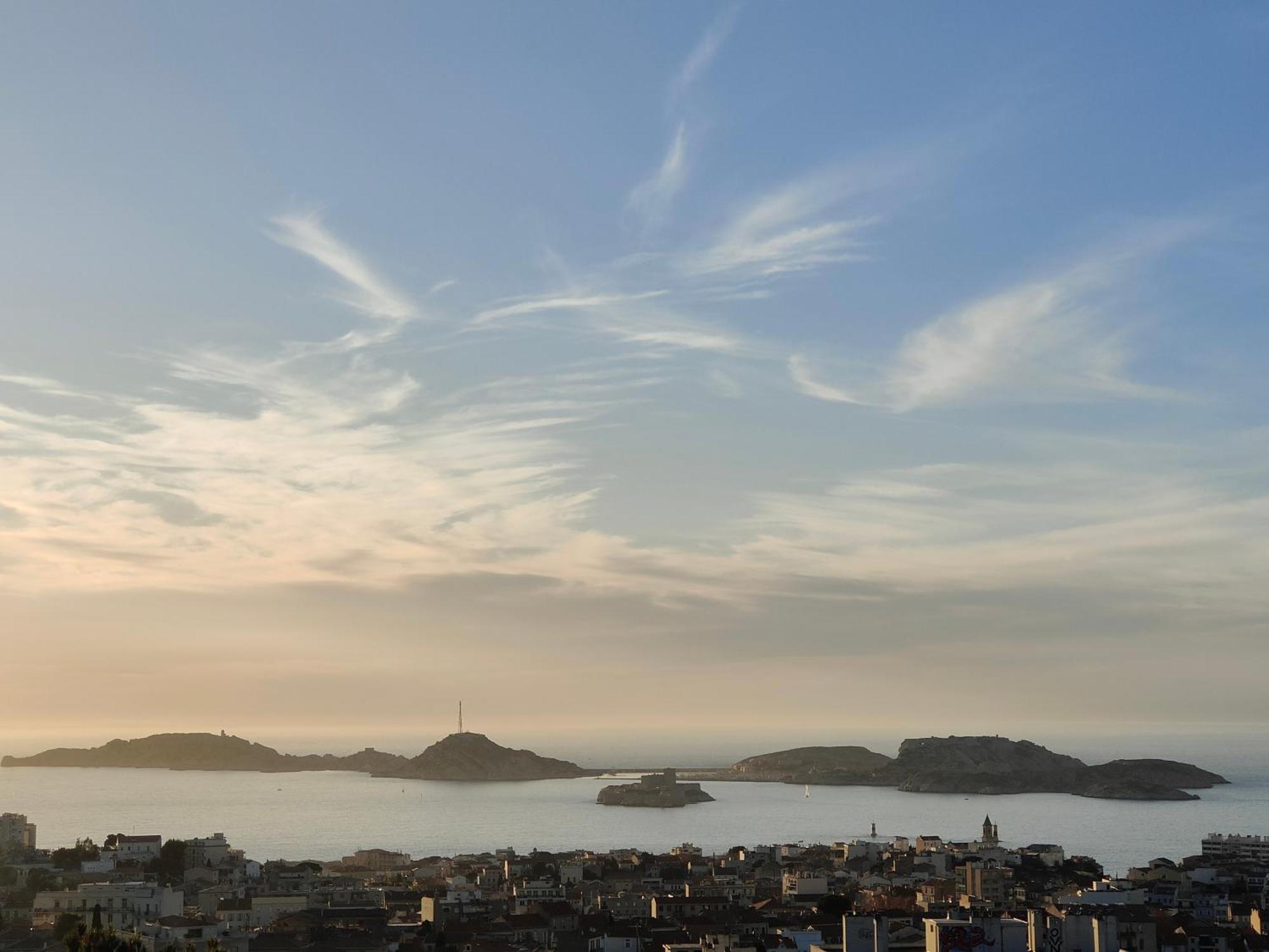 Elegant T2 A Endoume Avec Terrasse Apartman Marseille Kültér fotó